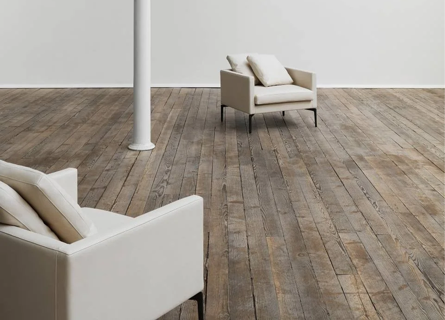 CLAN chair by Piero Lissoni with Italian designer seating profile