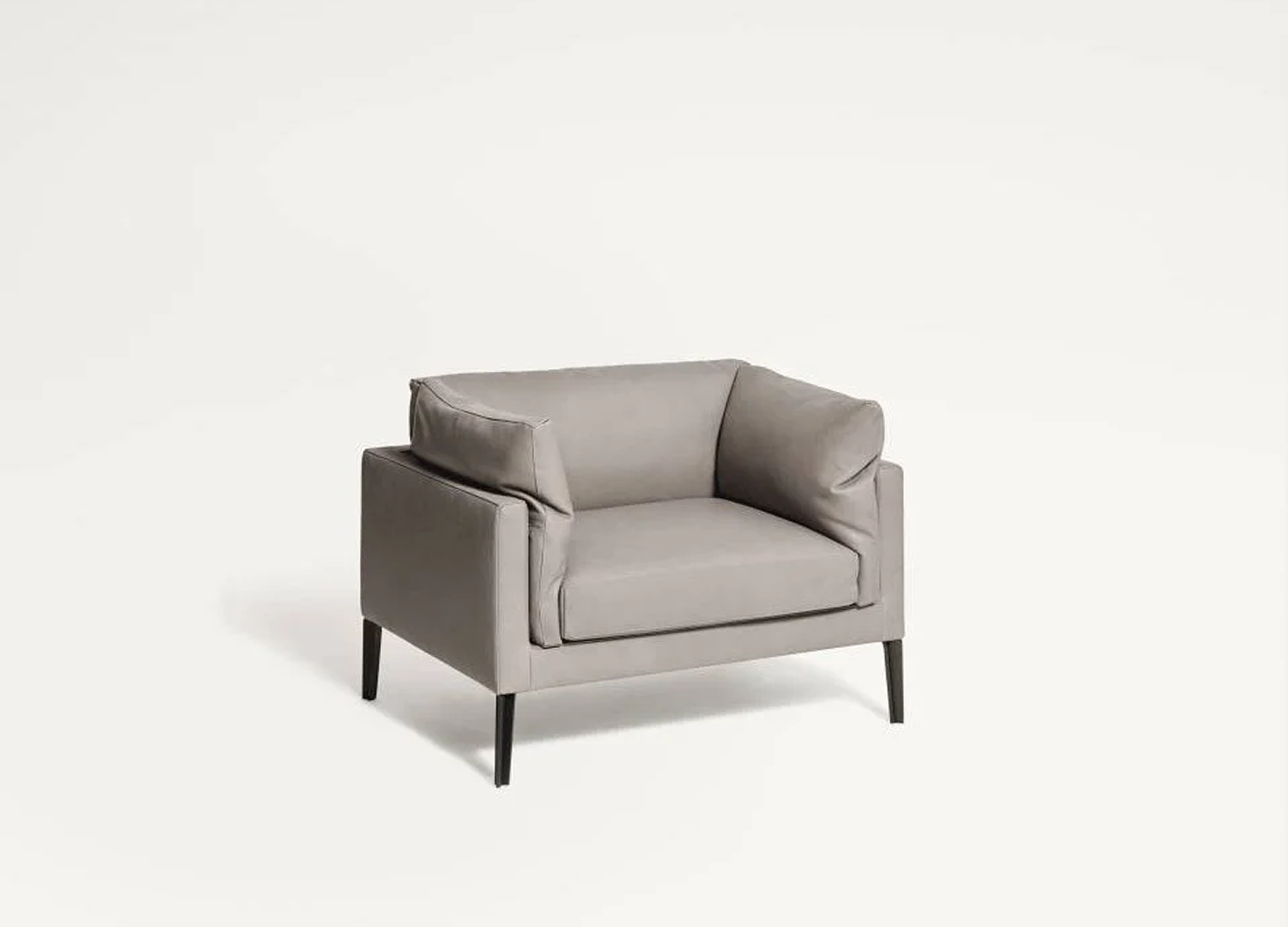 Floyd Chair with removable leather cover and sophisticated lounge profile