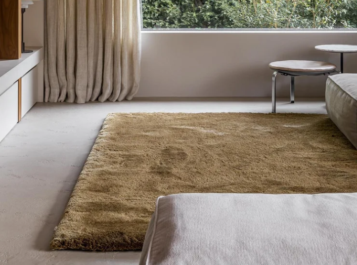 Salsa rug by JOV in 100% mohair with a soft textured surface complementing a refined contemporary interior.