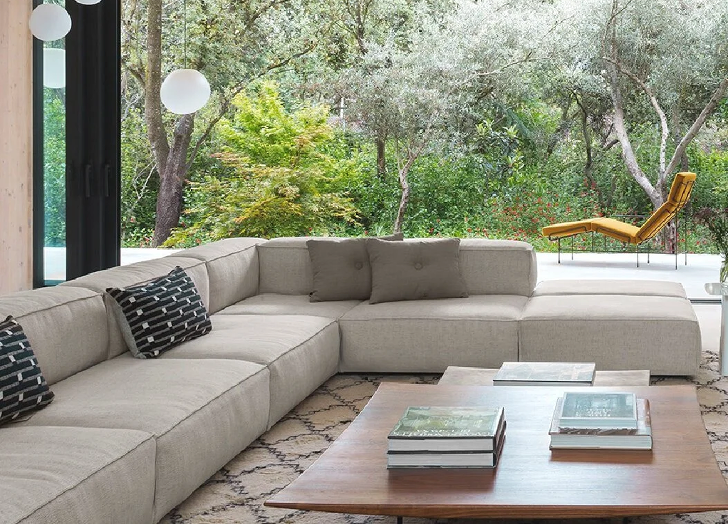 Neowall modular sofa system with contemporary design and luxurious seating