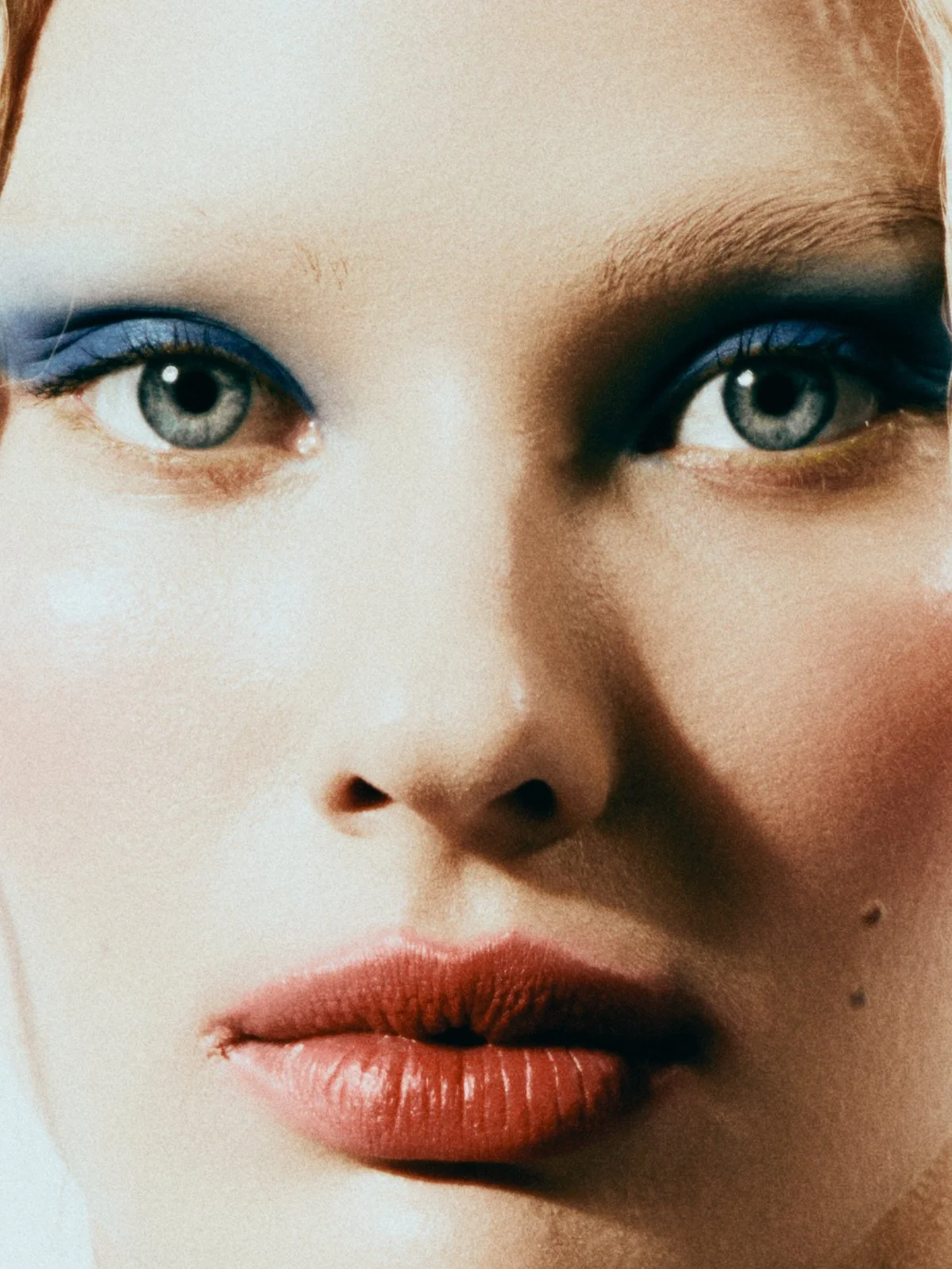 LenialiStudios_Emma_Hannah_Creative0892.jpg