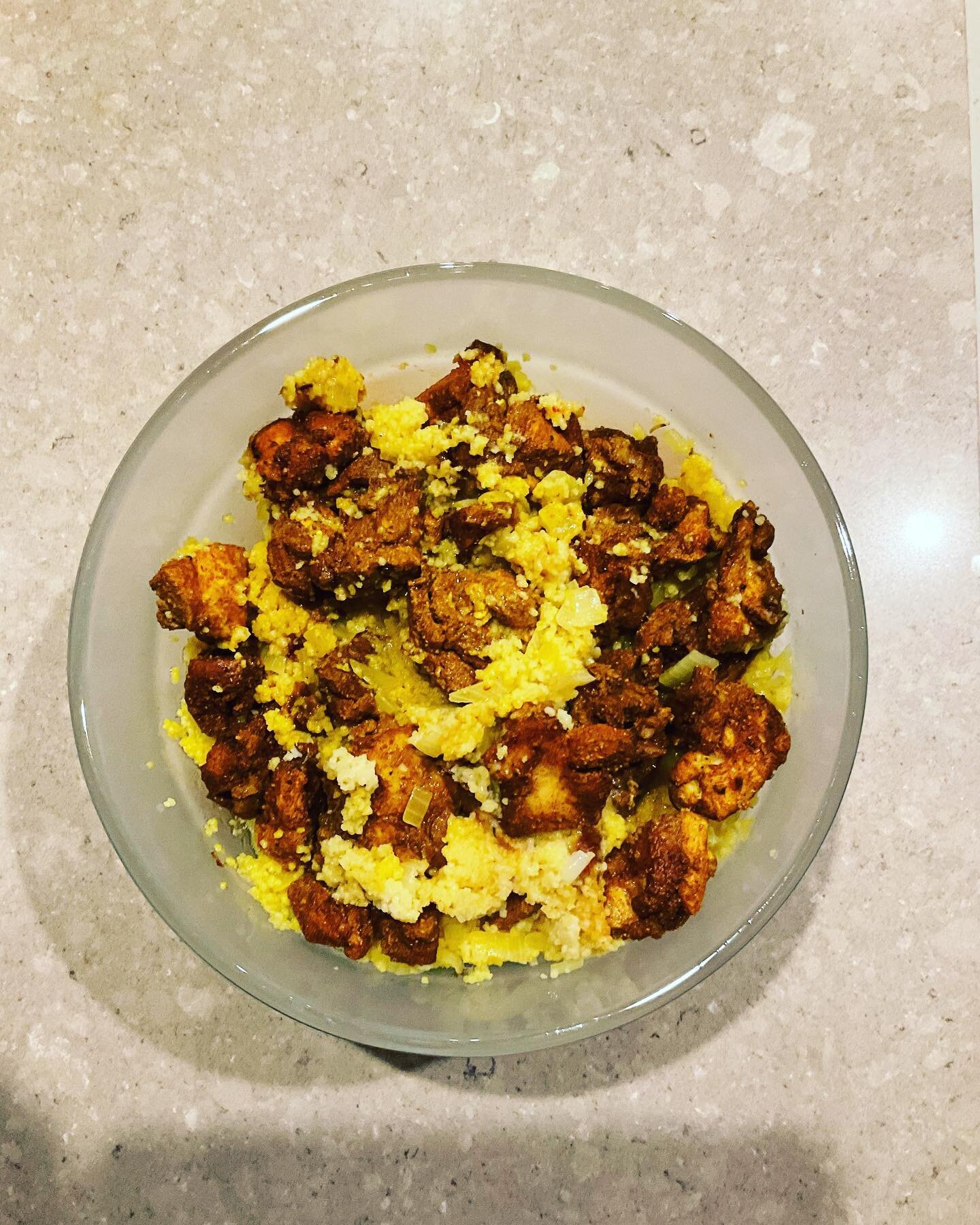 🍋Couscous with Lemon, Chicken and Dates from @cookanyday 
Pic 1 - my outcome. No persimmons or coriander
Pic 2 - what it&rsquo;s supposed to look like 😆 
It was still delicious with yoghurt and pomegranate molasses. 
Very quick and easy microwave r