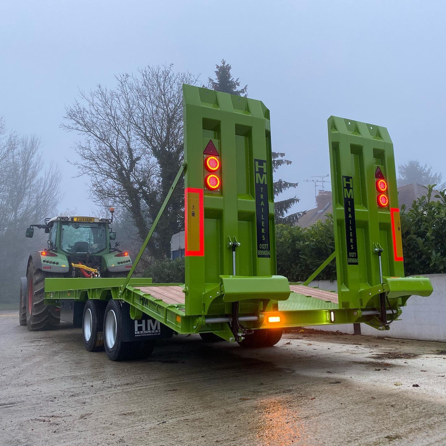 It's Low loader season here at HM with multiple orders still underway!

Our Low loader range has recently been updated based on user feedback! Pictured below is our new standard HM 186!

Retaining its 29ft 6in (9000mm) overall length (including the d