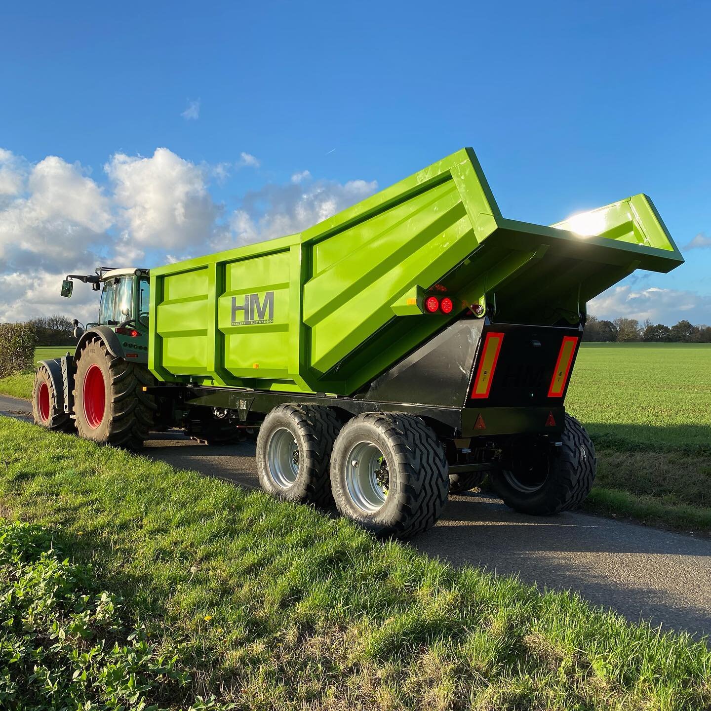 Our HMDT Agri dump range is available in the following capacities: 18, 16, 14, 12 &amp; 10t. With a multitude of optional extras and available in HM green or black as standard you can tailor any of our trailers to your exact needs/ requirements! Pict
