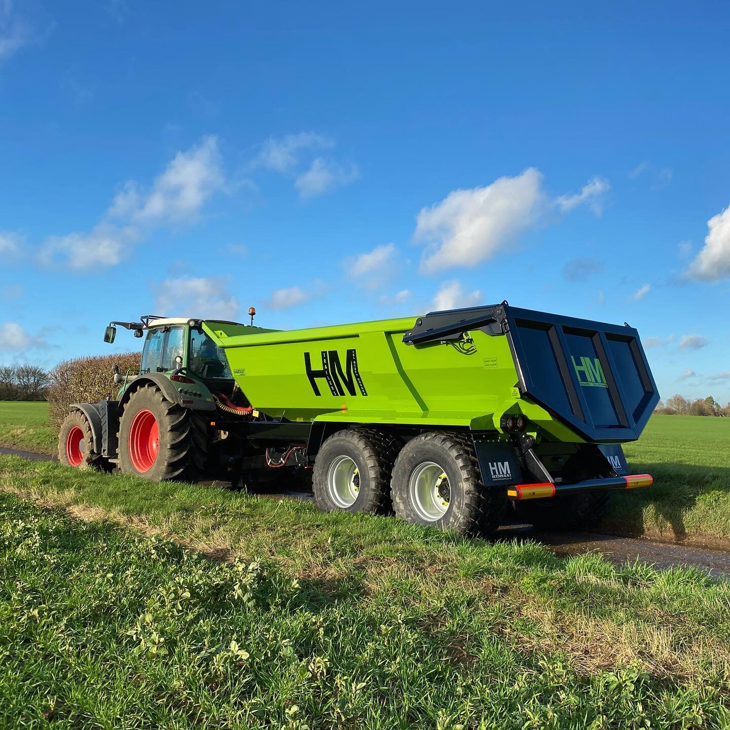 Pictured below is the most recent HM DC20 Commercial Dump to leave the workshop! Sent to the customer a couple of months back, this particular model is fitted with ABS, air &amp; hydraulic brakes, mudguards &amp; mudflaps, a sprung drawbar and a Hard