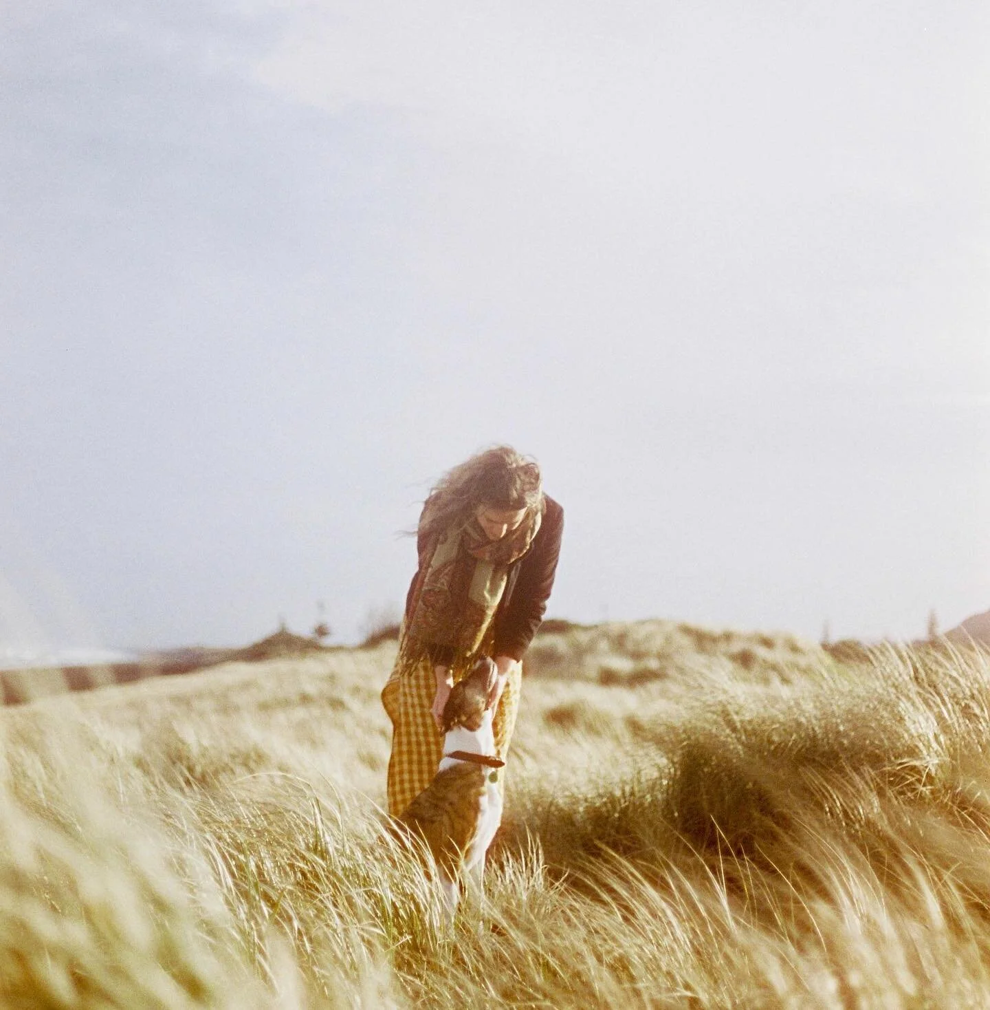 To break up the pottery grid - me and P by @radicalwellbeing.studio on film at Muriwai 🫶🏼