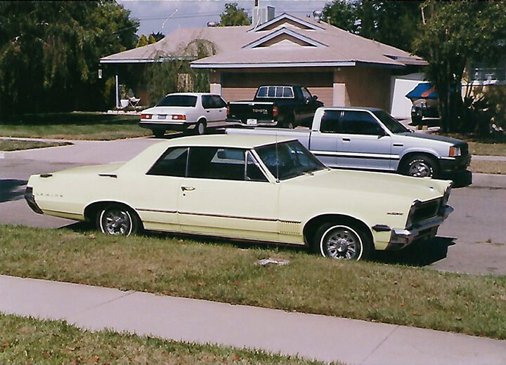 Pontiac Photos#2S.jpg