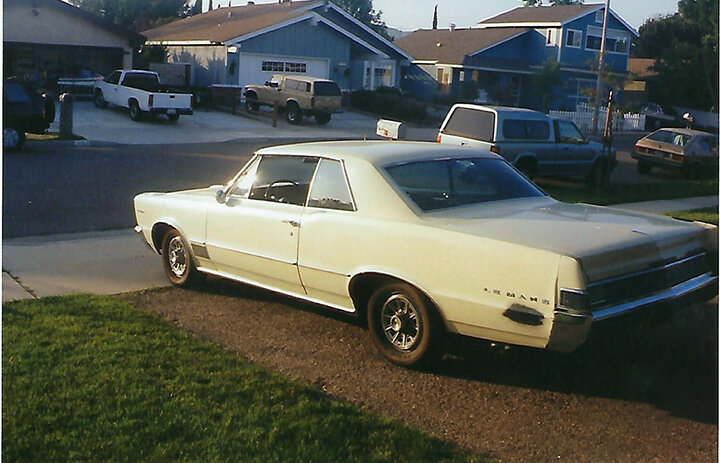 Pontiac Photos 2S.jpg