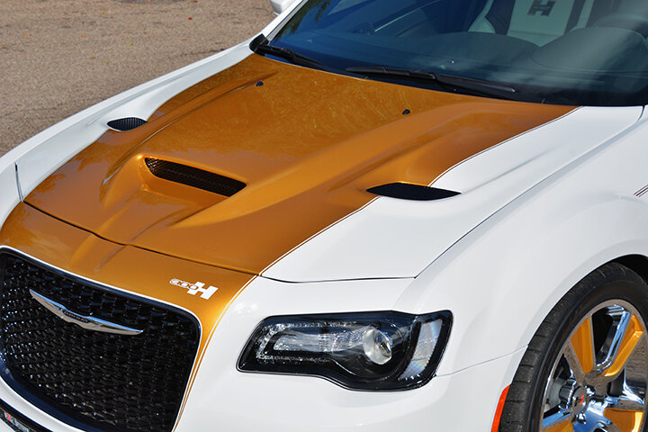 300H Hellcat Functional Ram Air and Heat Extractor Hood Detail 1S.jpg