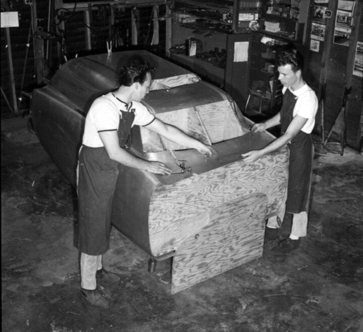 Tom Hanna and John Jones work on the aluminum Buick wagon body. Photos Tommy Ivo collection