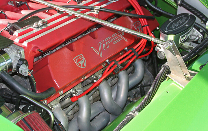 Charger V10 engine 112s.jpg