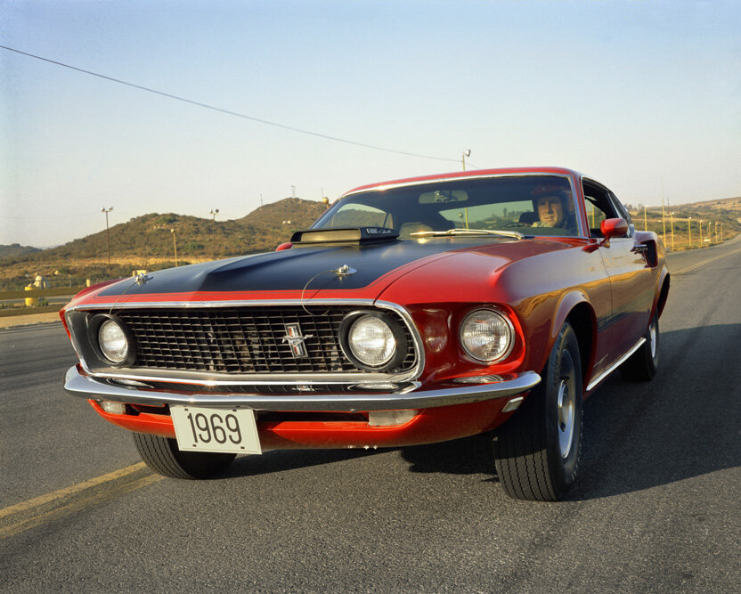 1969_Ford_Mustang_Mach1_fastback.jpg
