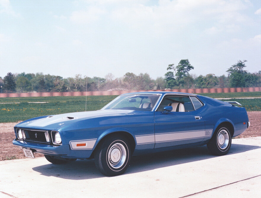 1973_Ford_Mustang_Mach1.jpg