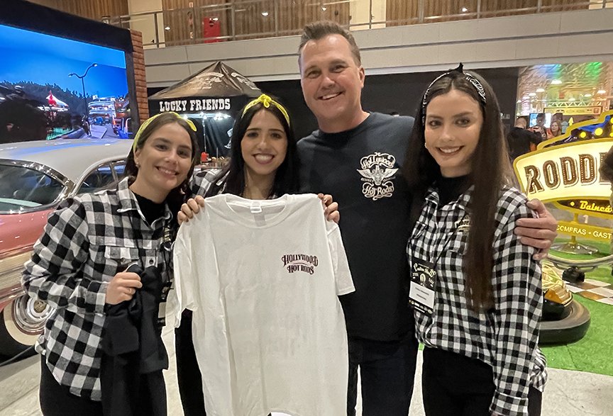 Roodertown ambassadors Carla, Renata and Camilla with Troy ladd