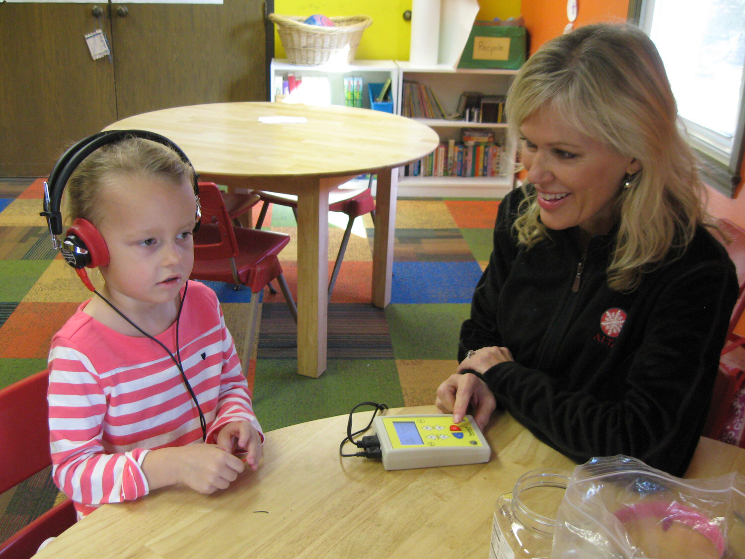 gingerbread-house-preschool-zionsville-audiology-testing.jpg