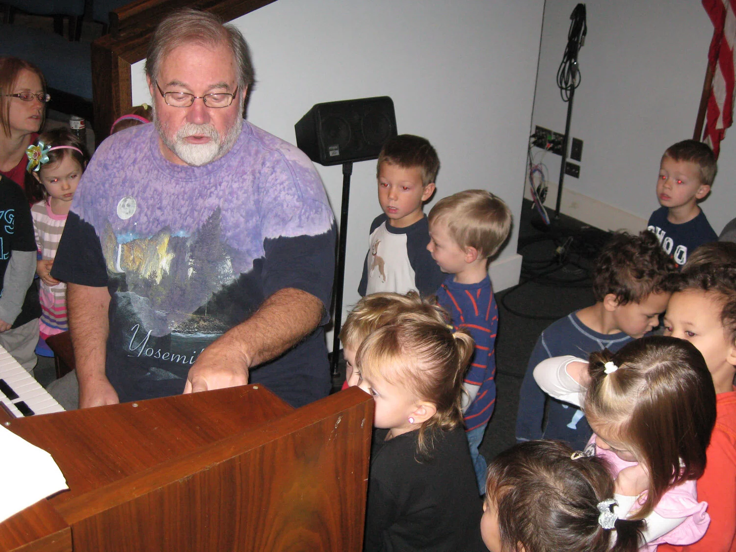 gingerbread-house-preschool-zionsville-music-steve-jones-01.jpg
