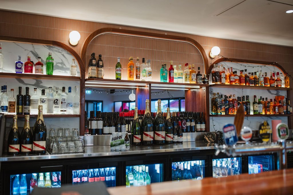 Winnies Bistro Bar.jpg