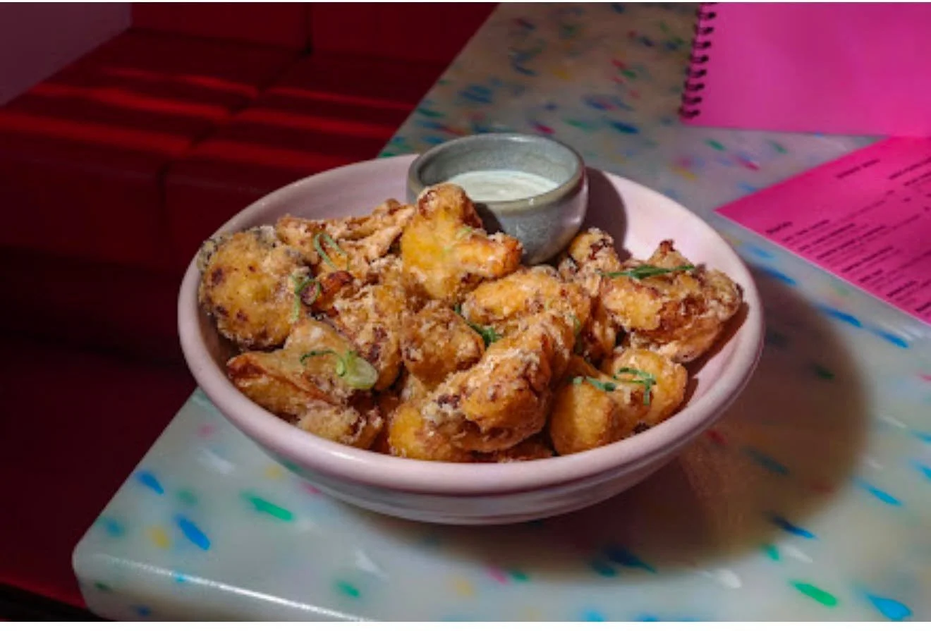 Fried Cauliflower crispy on the outside, tender on the inside and bursting with flavor! A deliciously satisfying bite that&rsquo;s hard to resist.

Book Your Table Now: http://www.sevenrooms.com/.../reservations/create/search 

#crispycravings #golde