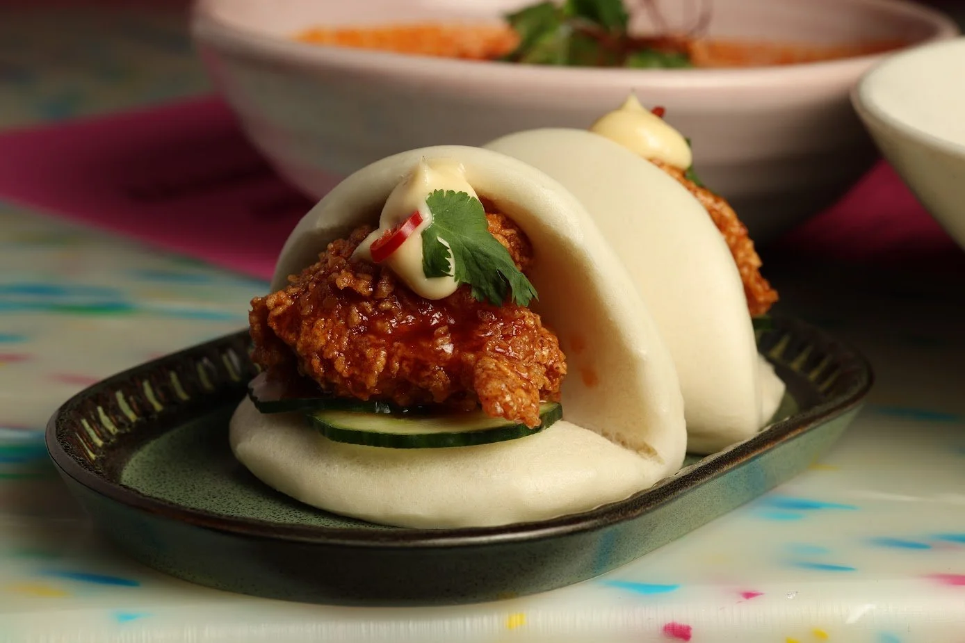 Crispy on the outside, fluffy on the inside. Soft, pillow-soft baos loaded with signature crunchyou know you want a bite. 

Book Your Table Now: https://www.sevenrooms.com/explore/pingpong/reservations/create/search

#baobuns #crispychicken #pingpong