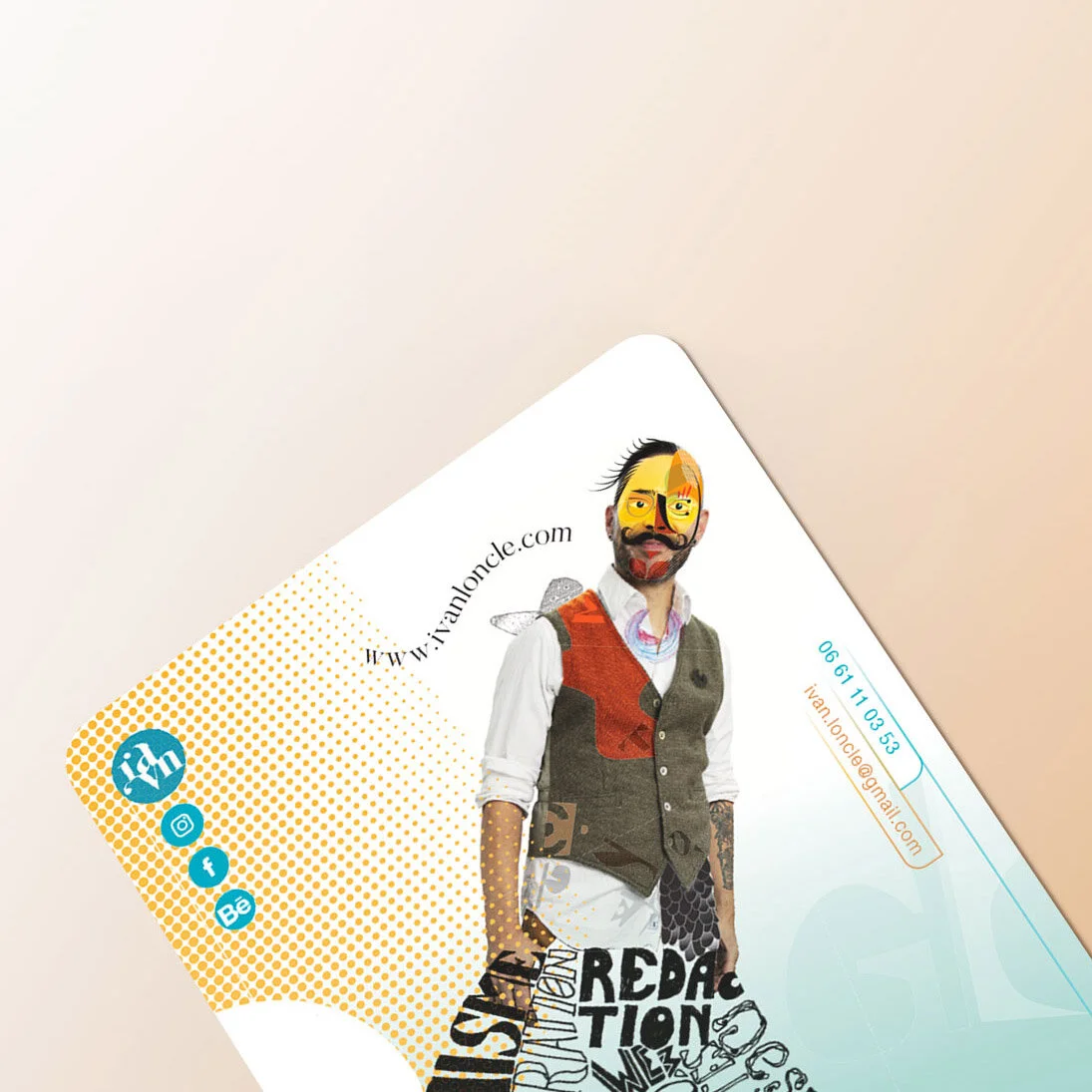 Free_Playing_Cards_Mockup_6-extrait.jpg