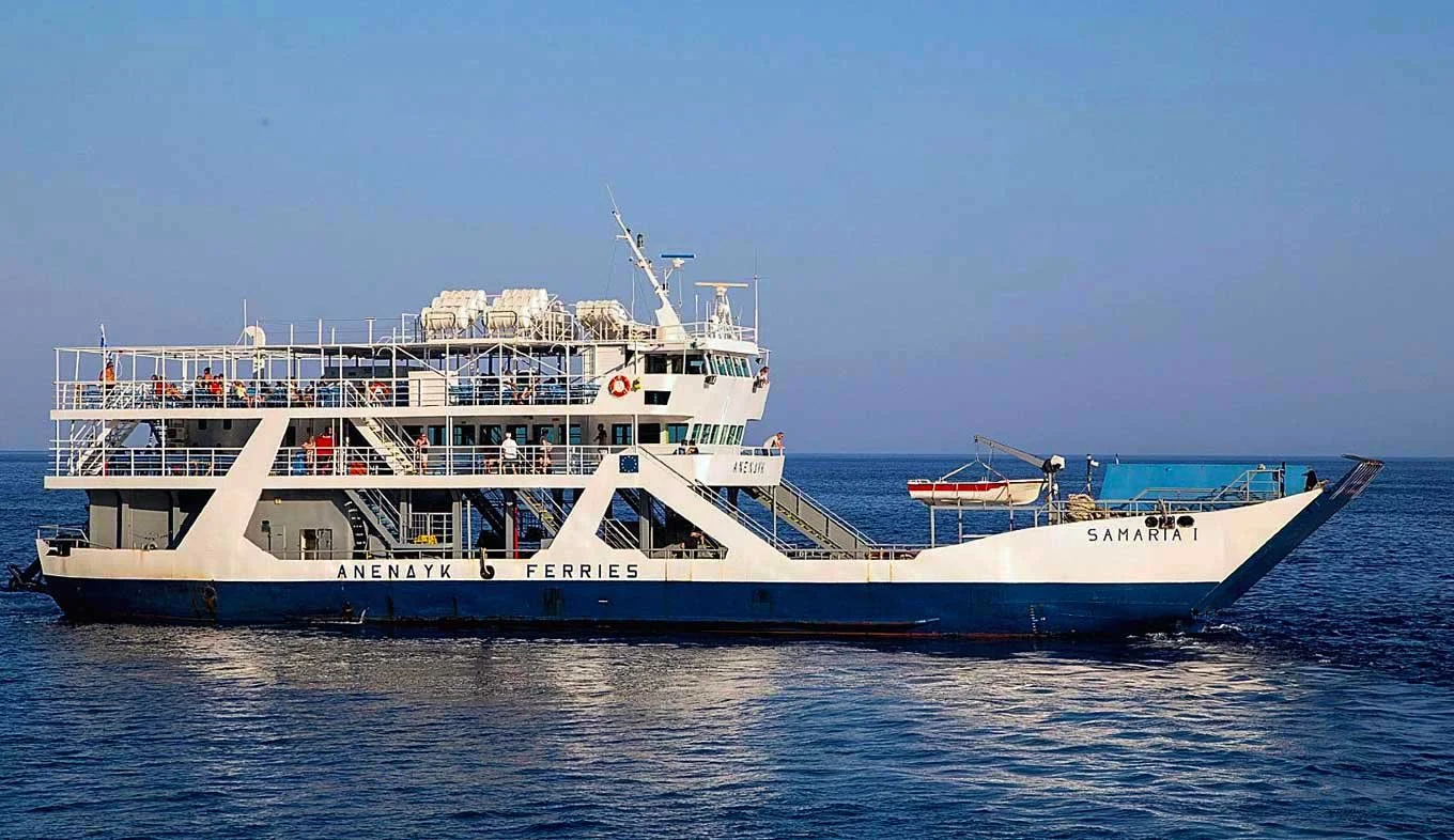 anendyk-ferries-south-coast-Crete.jpg