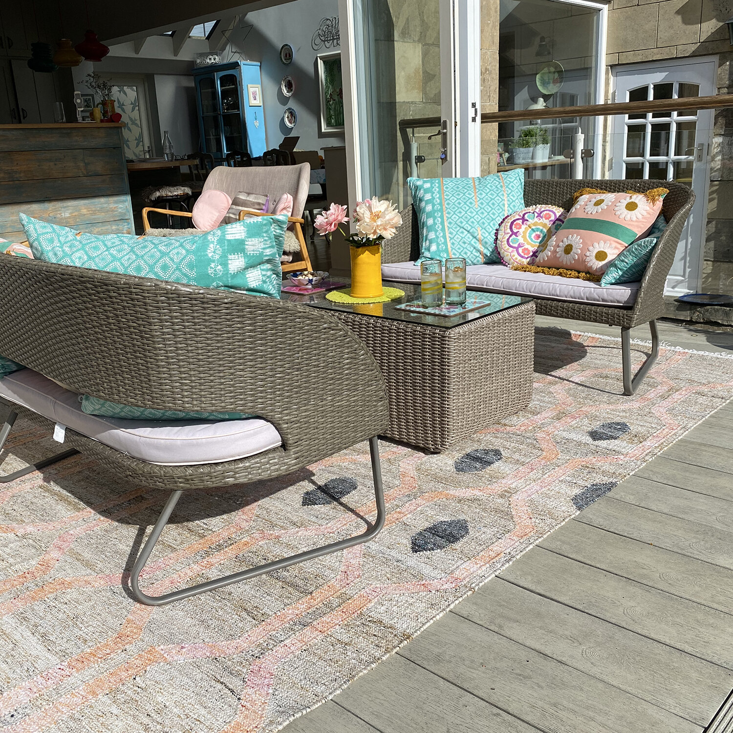 How to Transform Your Outdoor Living Spaces