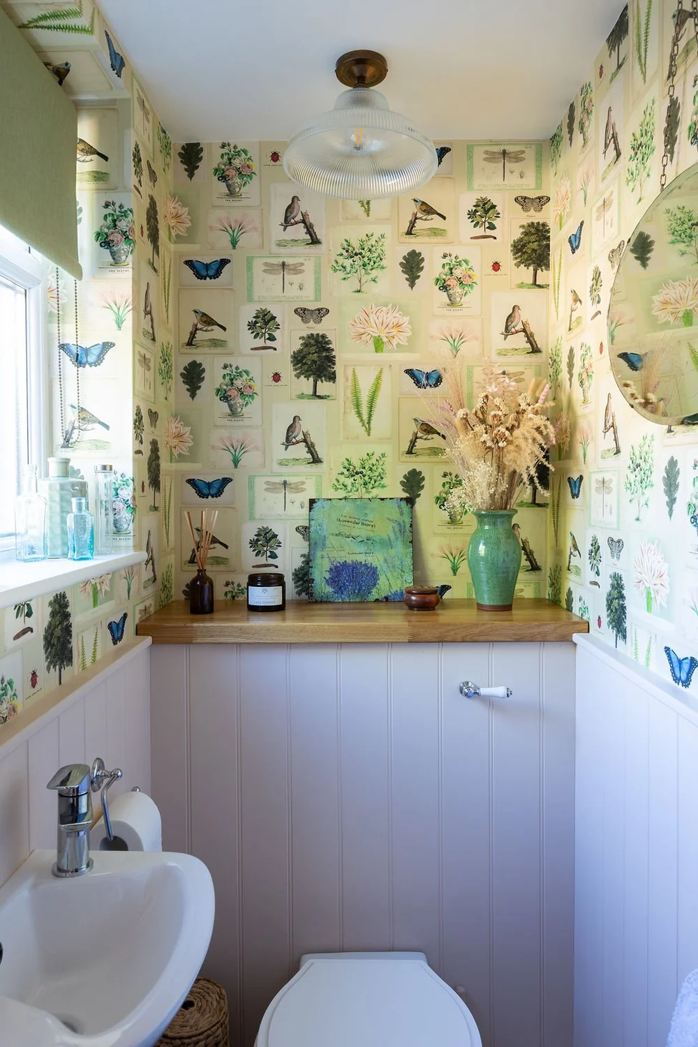 7 Easy Ways to Give Your Downstairs Bathroom Character: Transform It ...