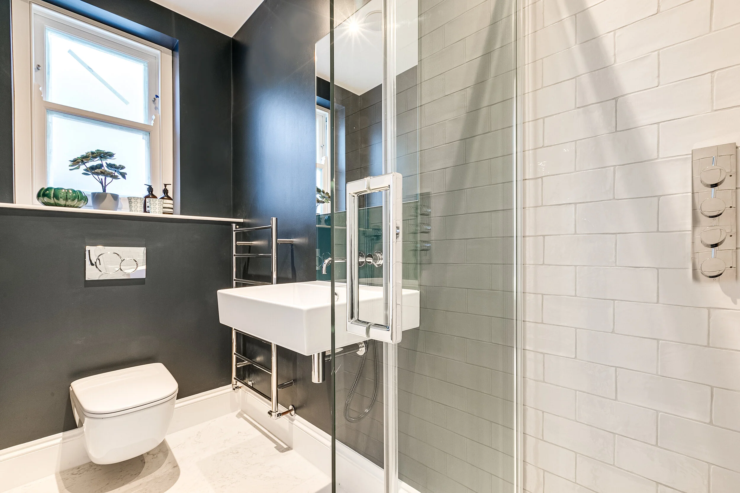 Wandsworth Bridge Road 78-5.jpg