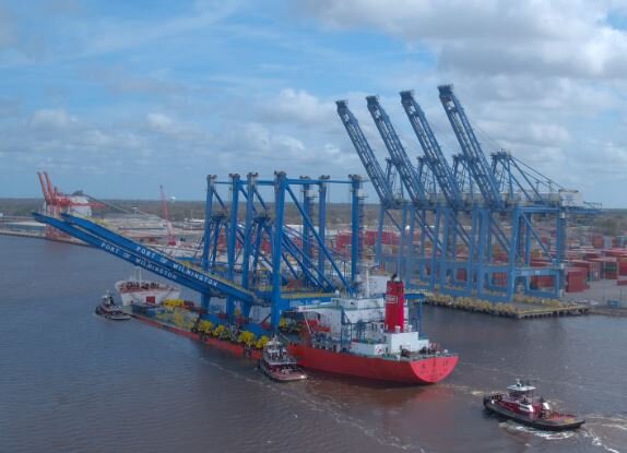 NC State Port Authority
Flighthouse captured the delivery of 2 new Neo-Panamax cranes to the NC State Ports