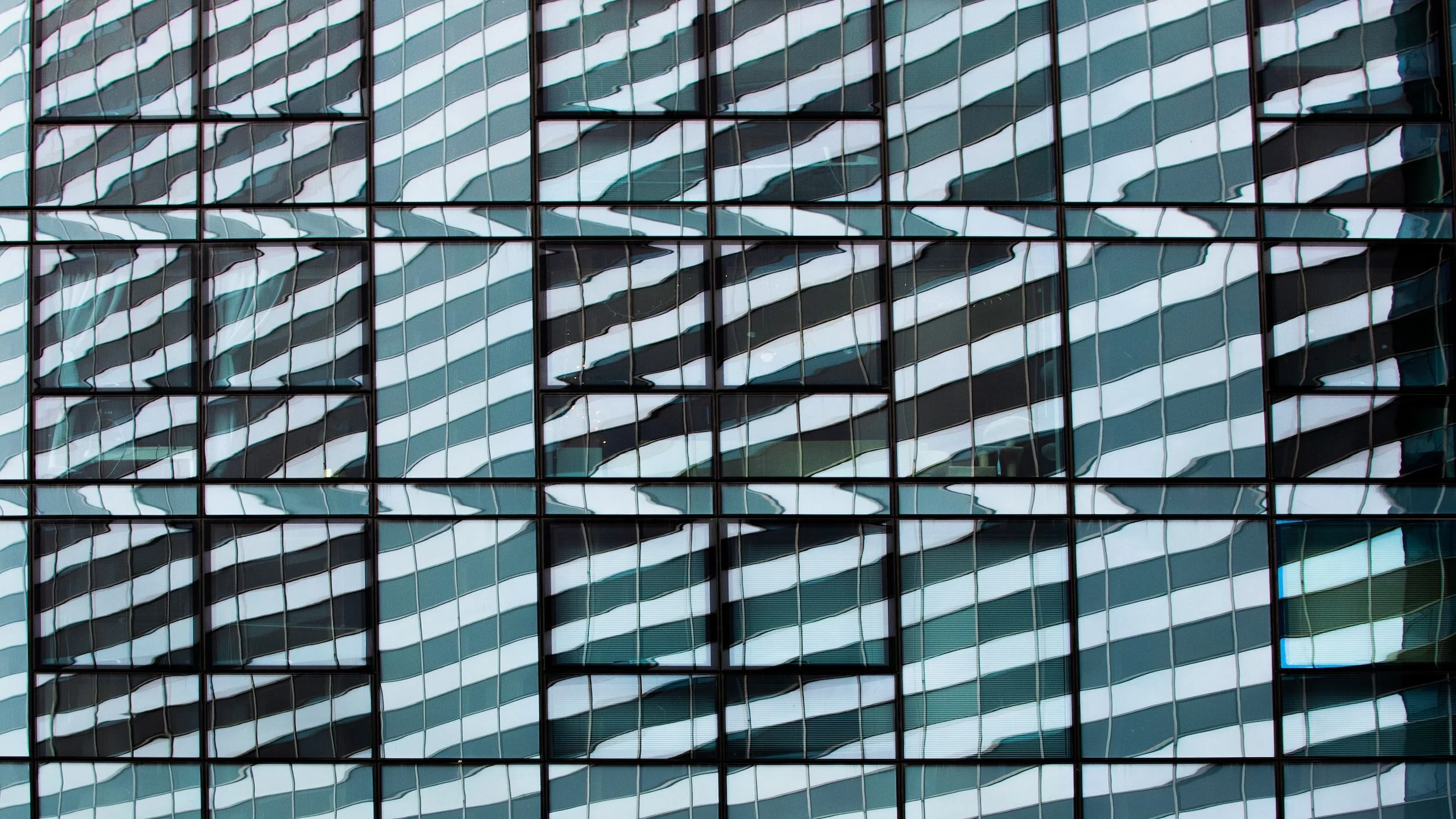 Sinclair Digital Partners with Luum.io to Revolutionize DC Lighting Systems