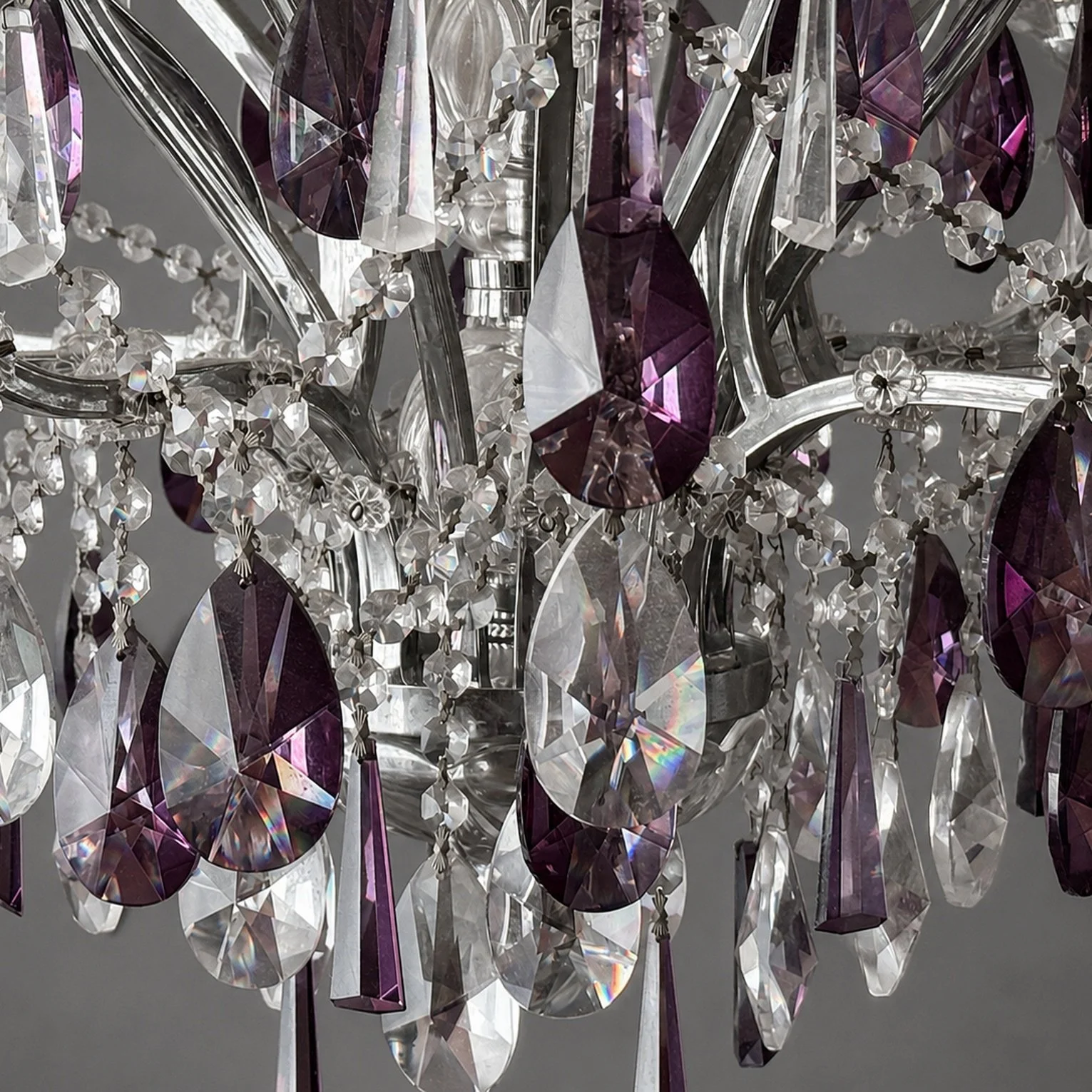 chandelier_1531x1531_05.jpg