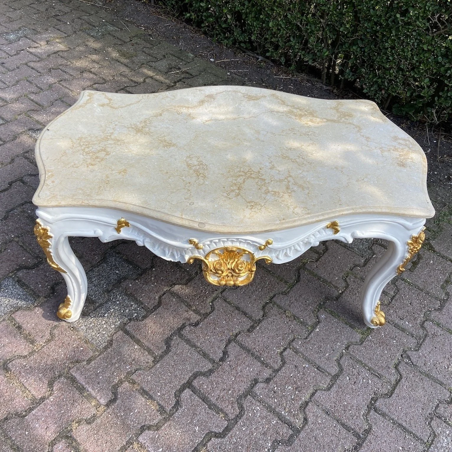 TableCM43a18.jpg