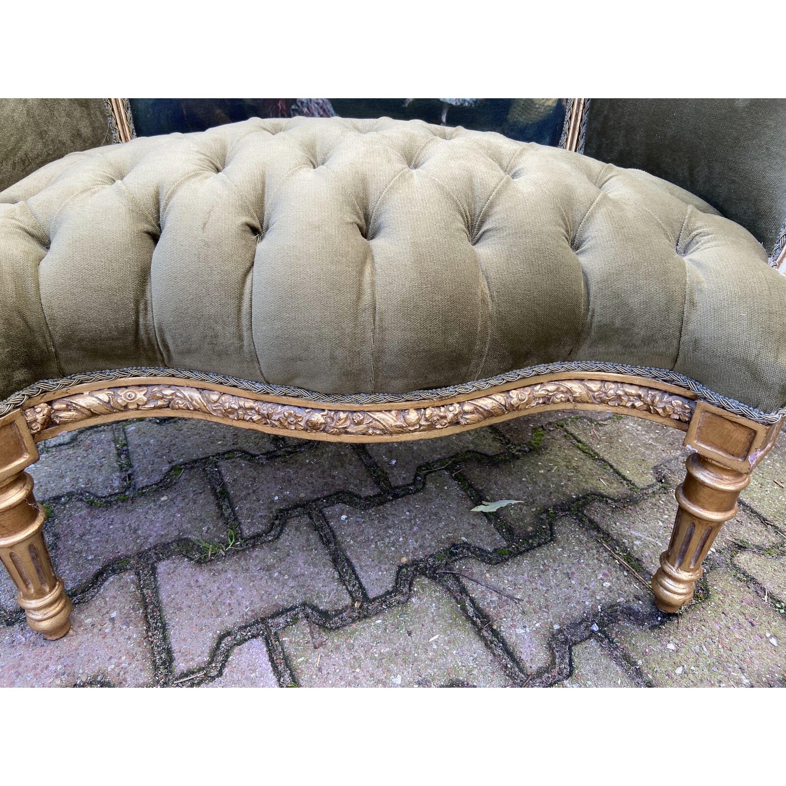 french-louis-xvi-style-corbeille-loveseat-6864.jpeg