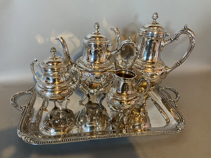 Antique silver plated tea set from 19th century. — OSMAN ANTIQUE