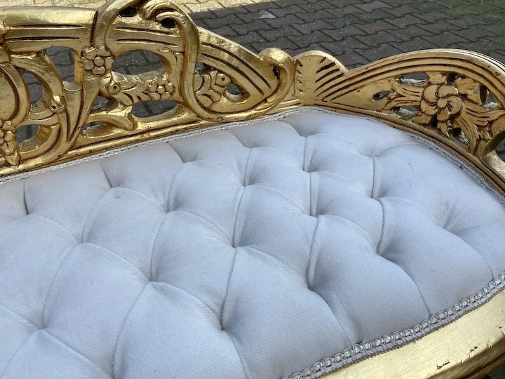 French Louis XVI Style Chaise Longue/Day Bed-SQ7816919 — OSMAN ANTIQUE French Louis XVI Style Chaise Longue/Day Bed-SQ7816919 — OSMAN ANTIQUE