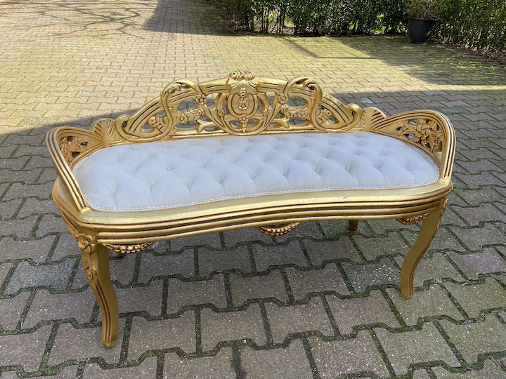 French-Louis-XVI-Style-Settee-Bench-full-1o-720-d543a946-d2d2d2.png