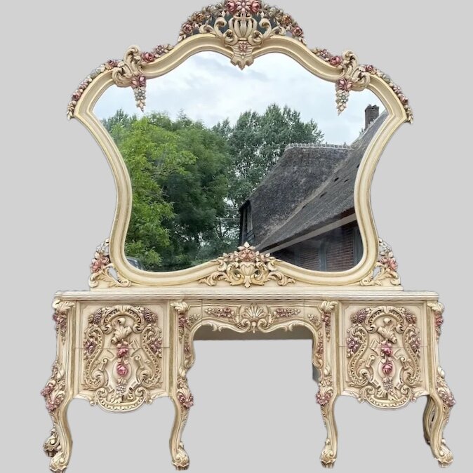 French-Louis-XVI-Floral-Vanity-Drawers-full-1A-700-10.10-966e40b1-d2d2d2.jpg