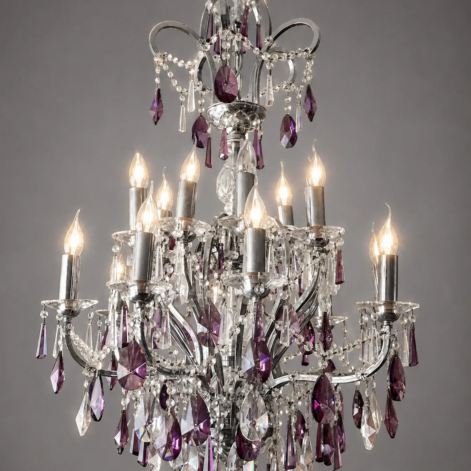 chandelier_1531x1531_01.jpg