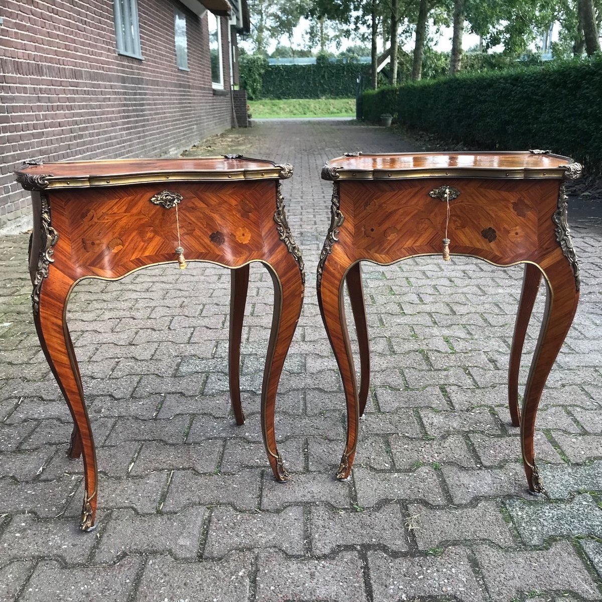 Tables88a0.jpg