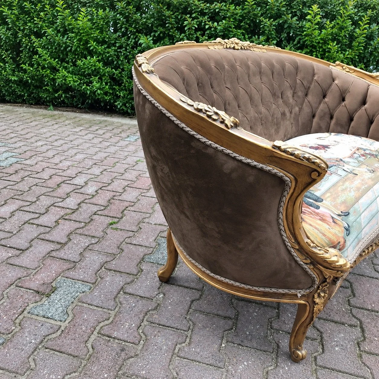Sofa170a14.jpeg