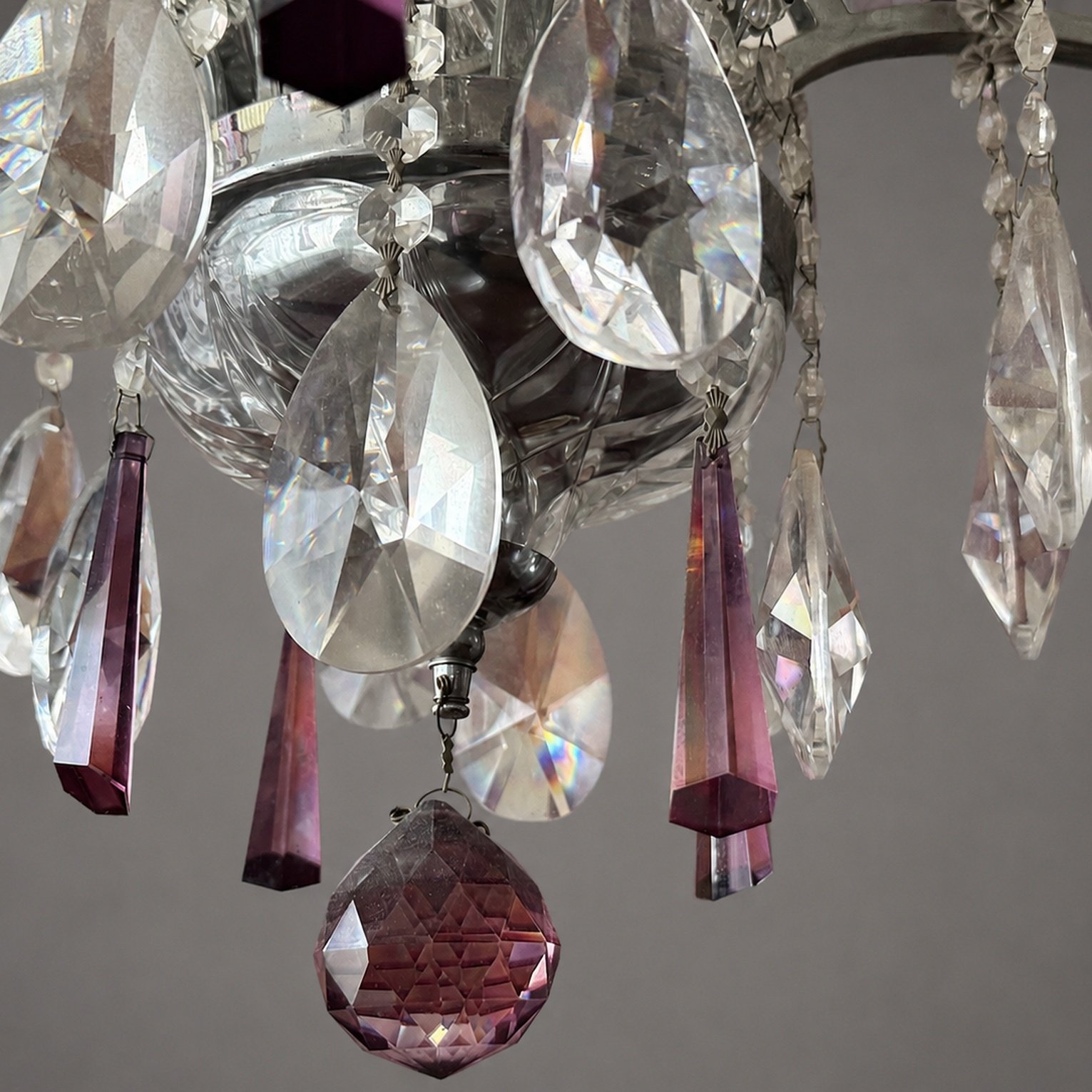 chandelier_1531x1531_07.jpg