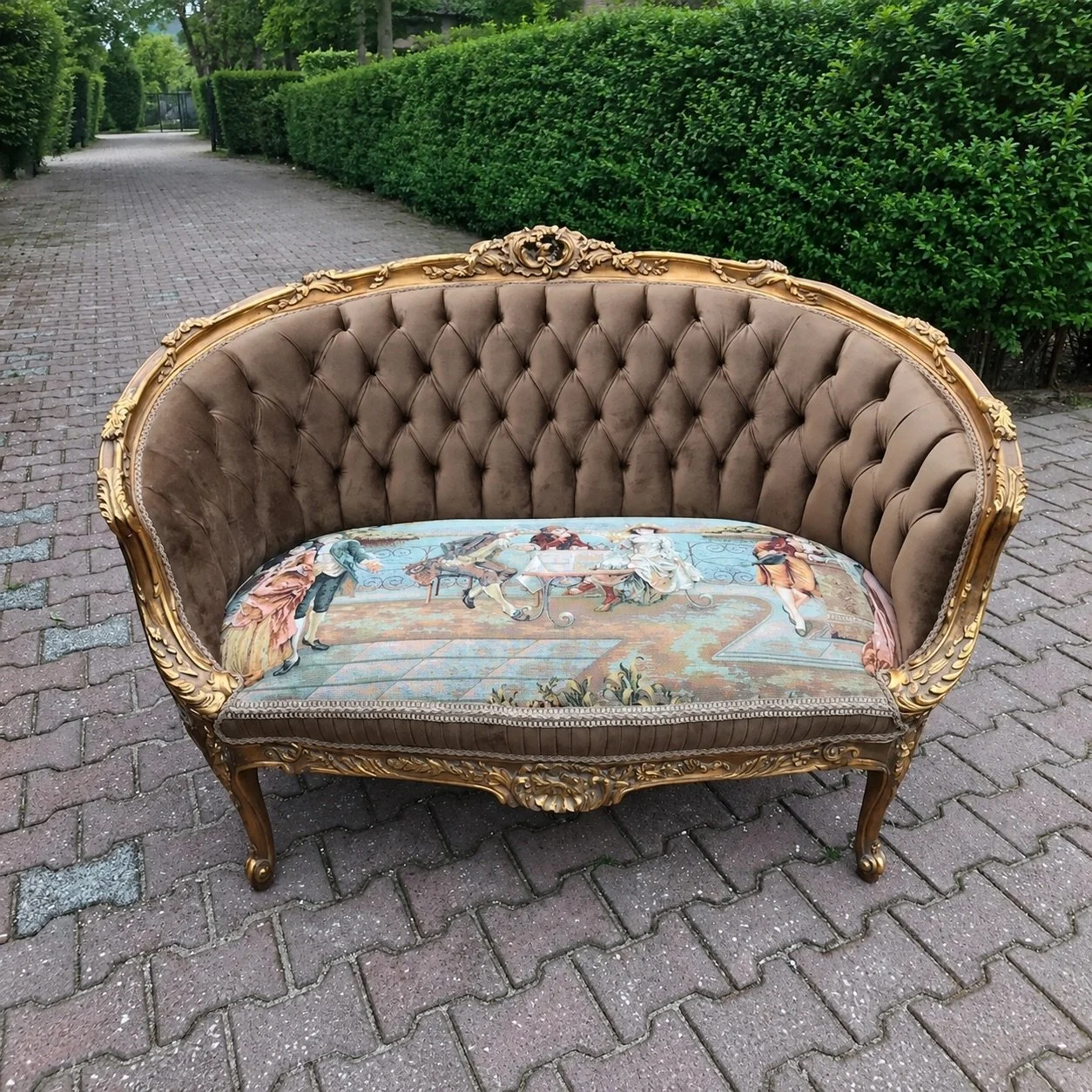 Sofa170a10.jpeg