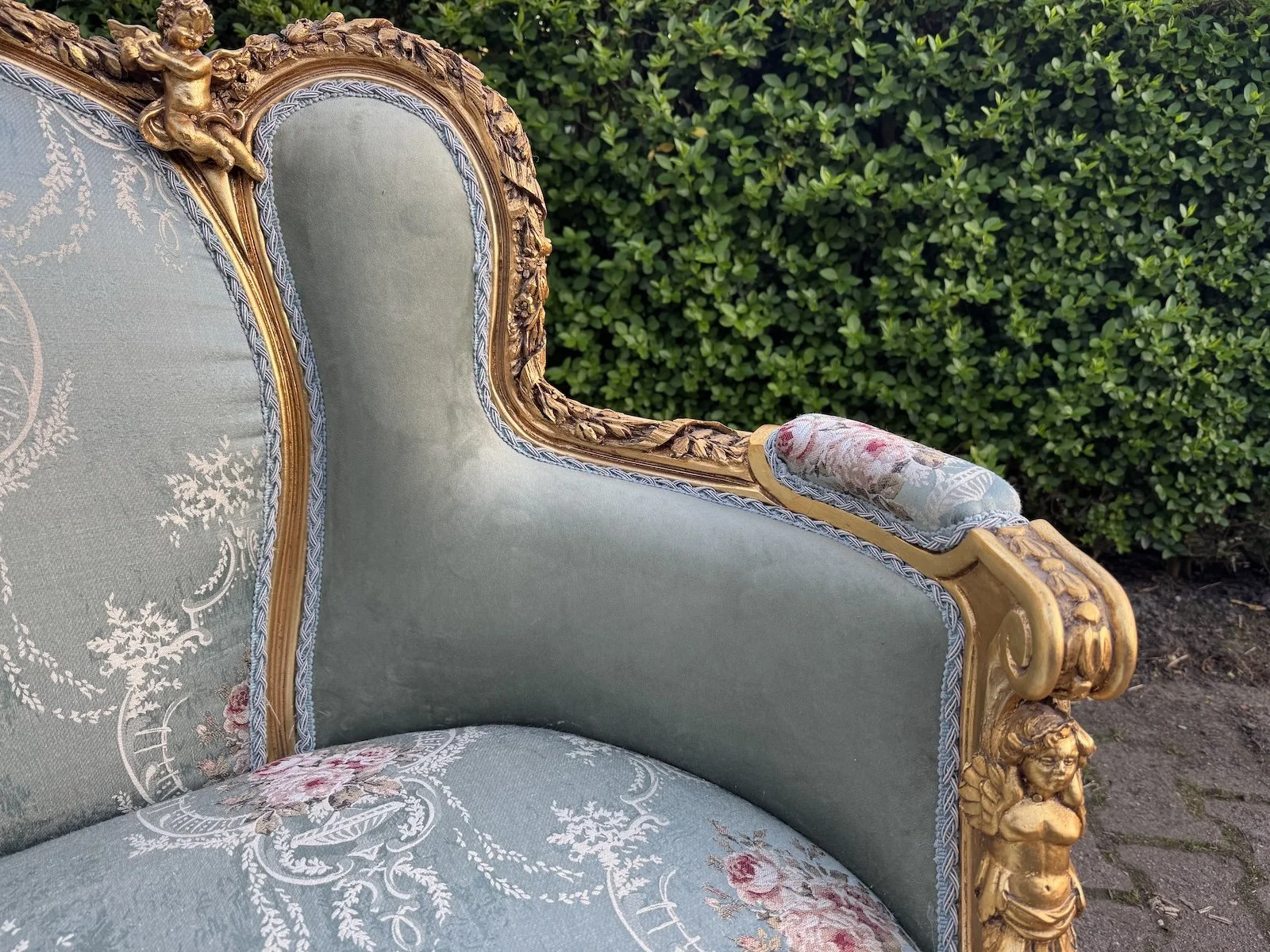 Sofa176a10.JPG