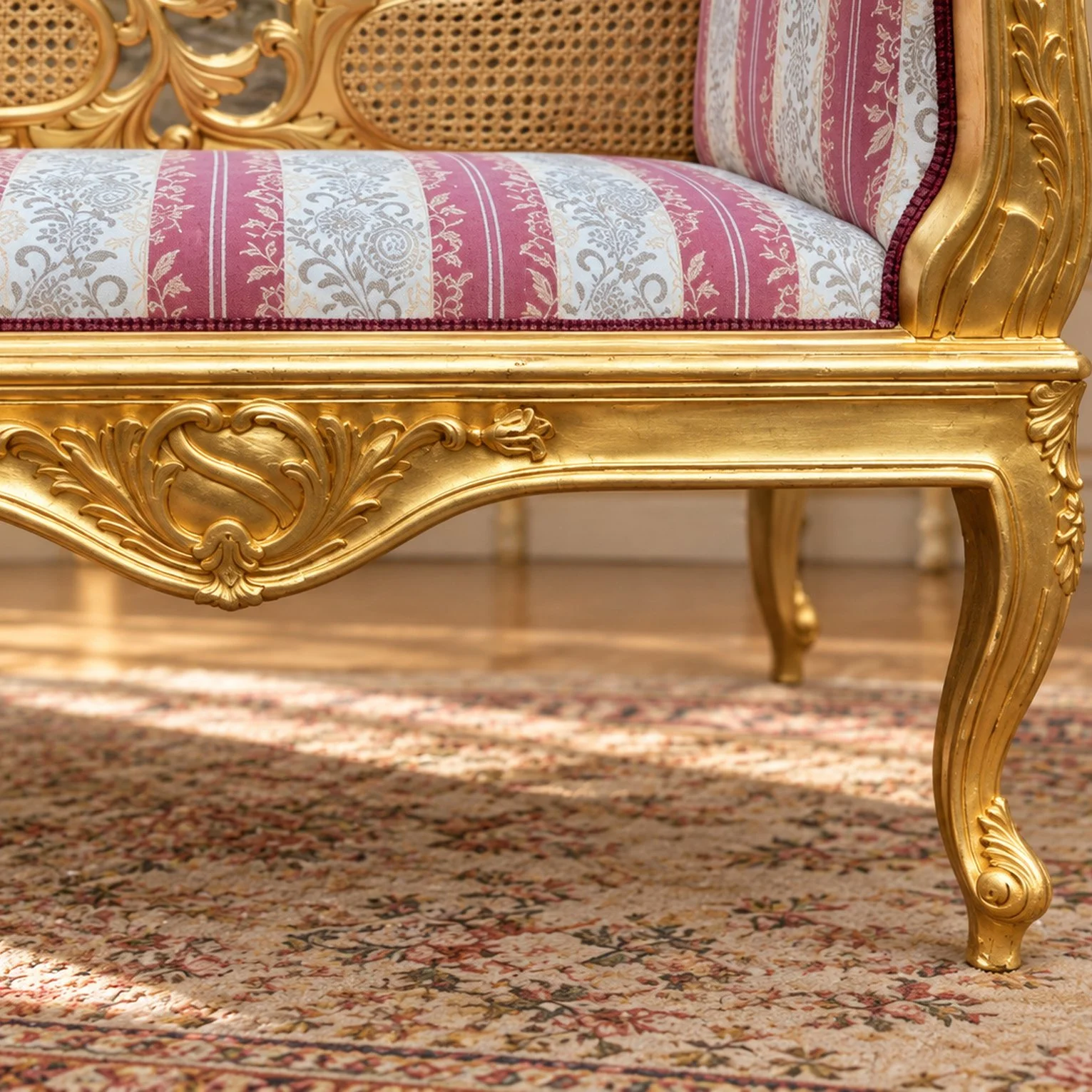 Sofa21a23.jpg
