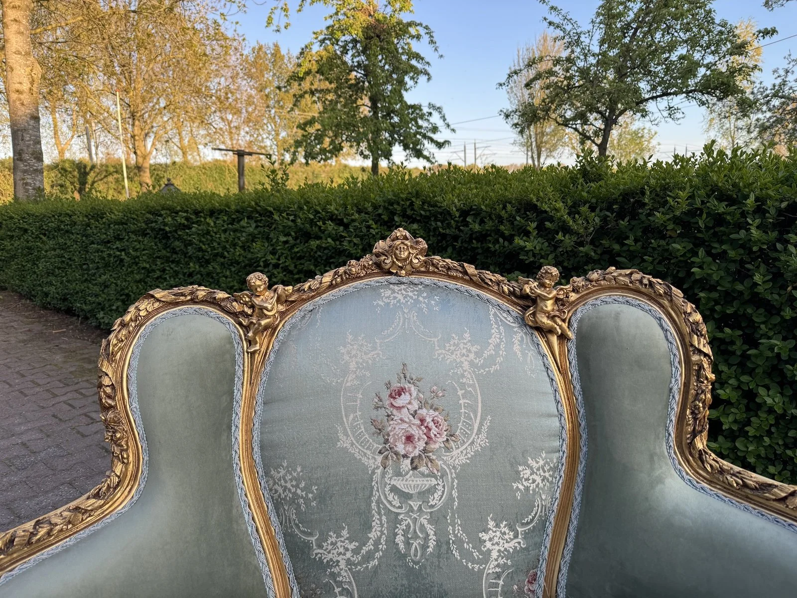 Sofa176a2.JPG
