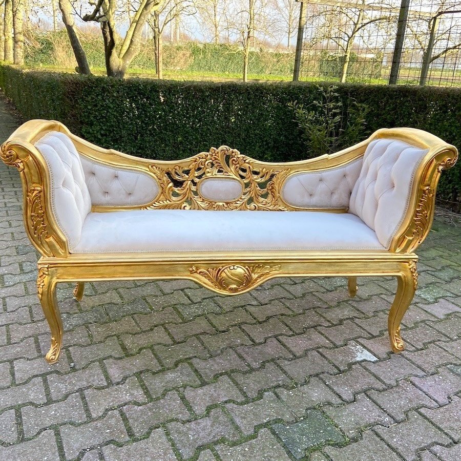Sofa20a10.jpg