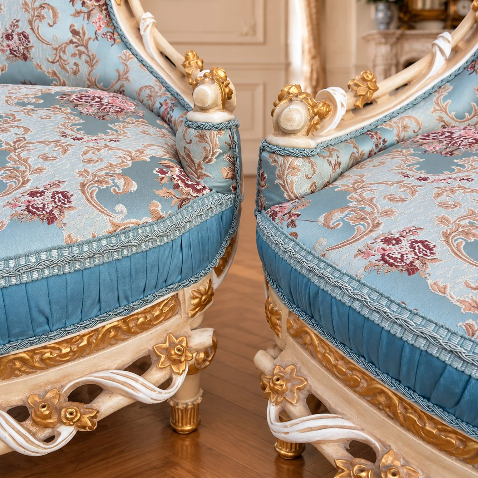 Chairs66a35.jpg