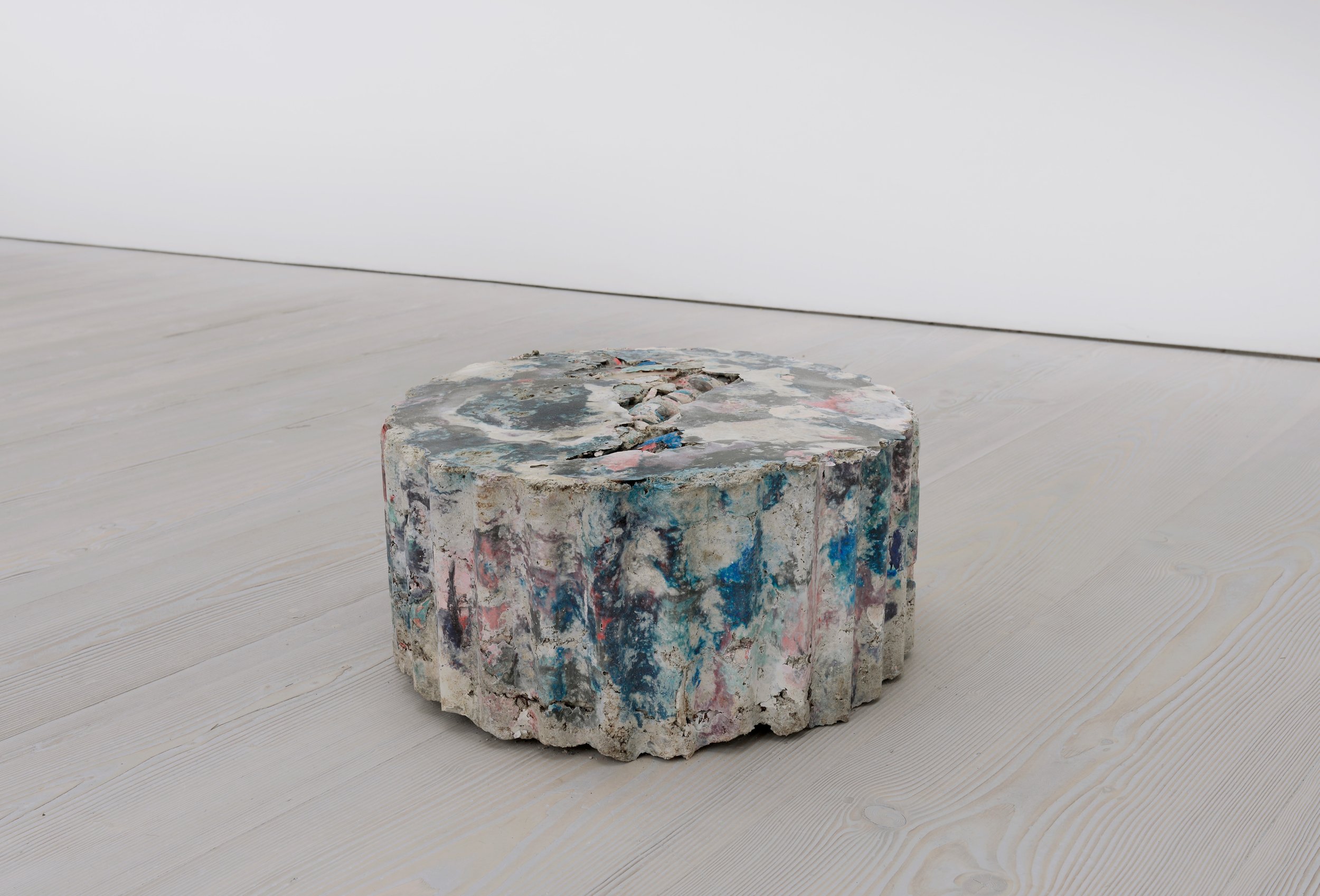Columnated Ruins Dominio - Catriona Robertson