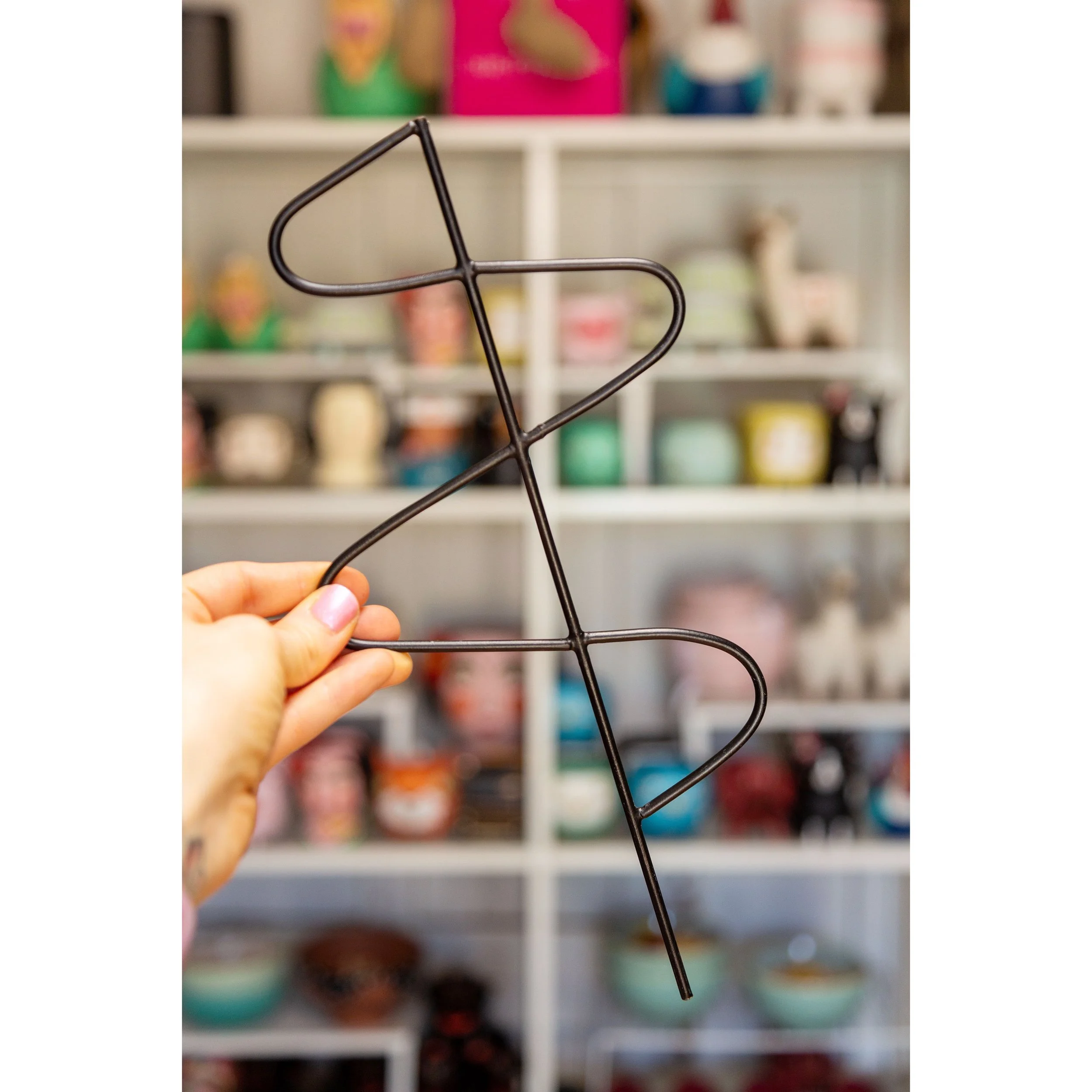 Black Squiggle Plant Stake