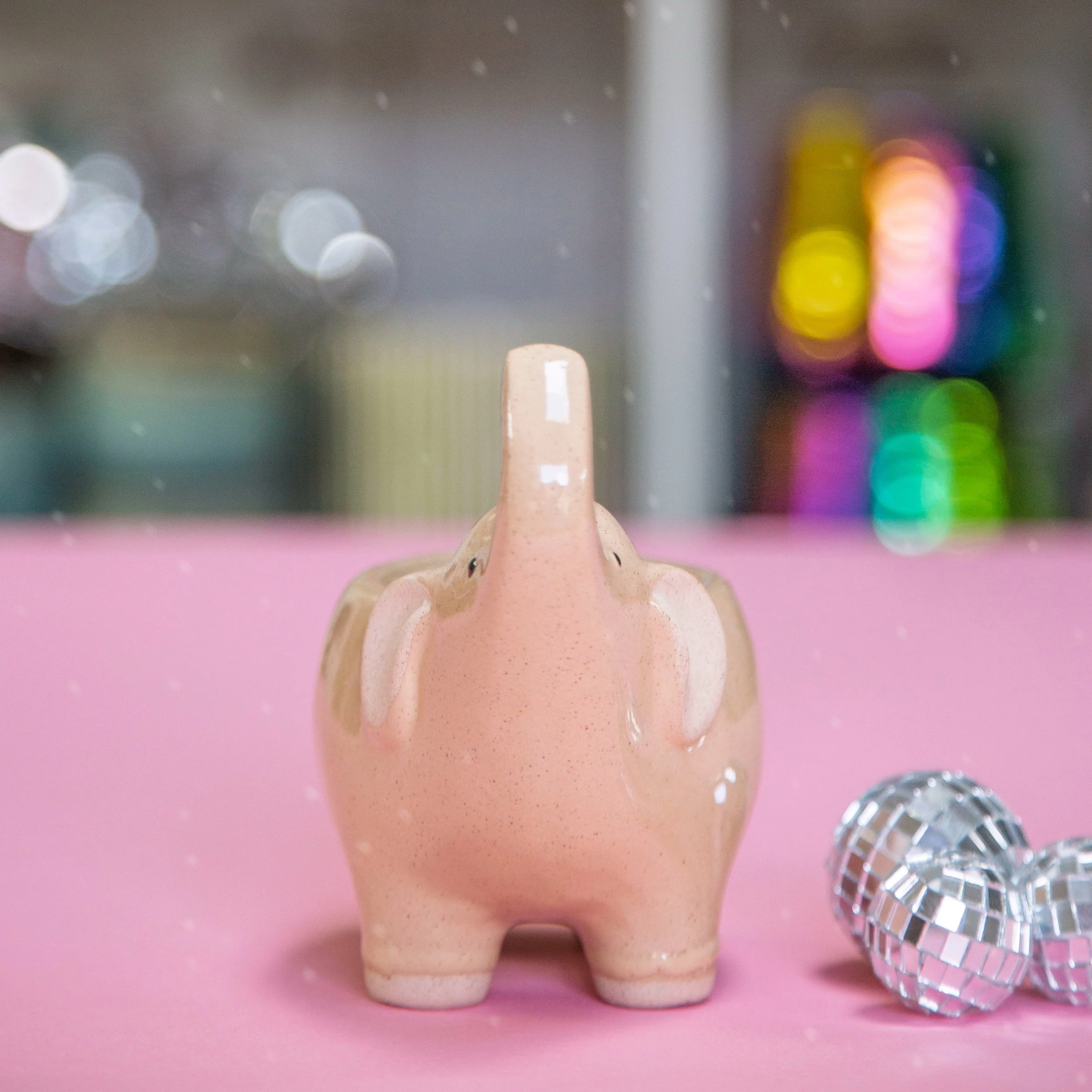 Elephant Pot - Sand
